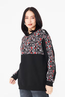 Kadın Desenli Sweatshirt – Siyah / Kırmızı Desen Detaylı