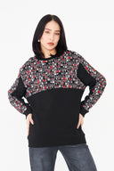 Kadın Desenli Sweatshirt – Siyah / Kırmızı Desen Detaylı