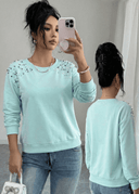 Kadın Rahat Kalıp Omuzları İnci Düğme Detaylı Sweatshirt